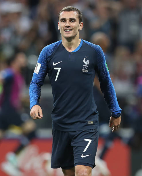 他凭借出色 他凭借出色