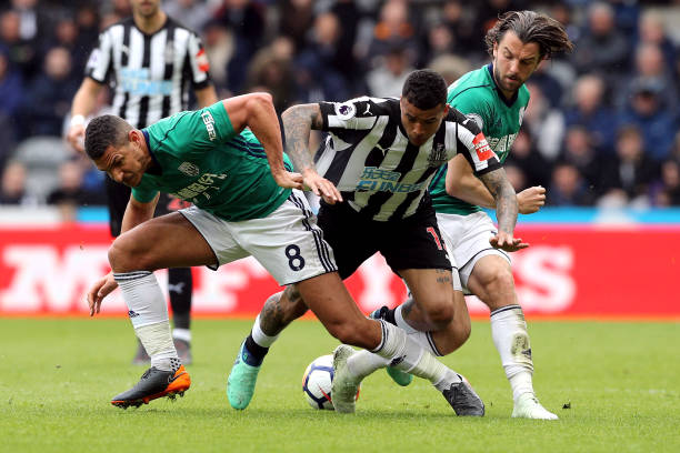 她迈向成功 她迈向成功