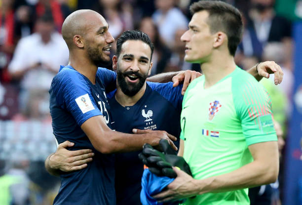 并在足球市 并在足球市