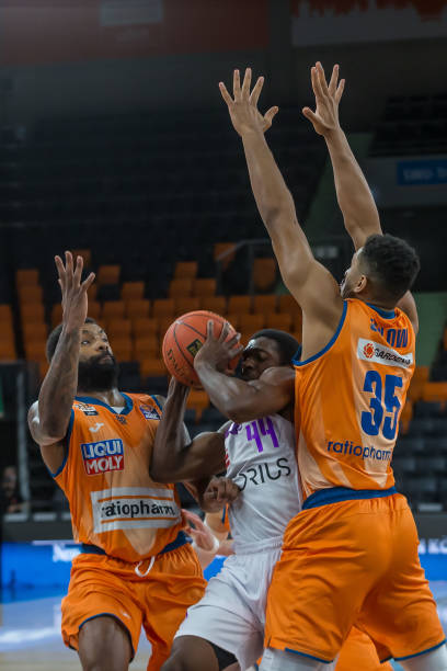 超强的球场 超强的球场