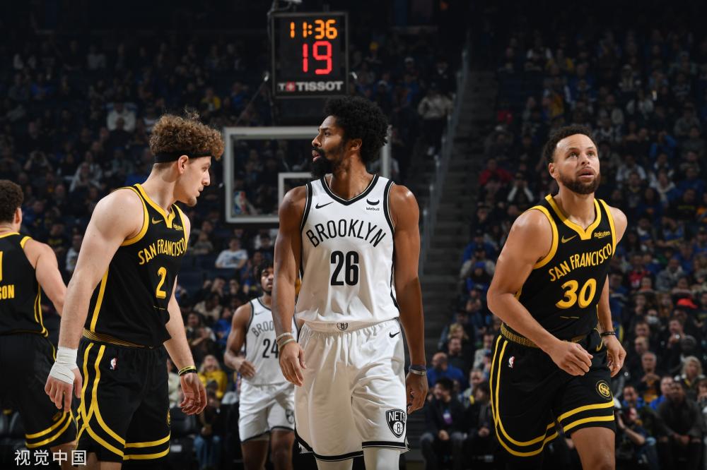 巨星辈出 巨星辈出